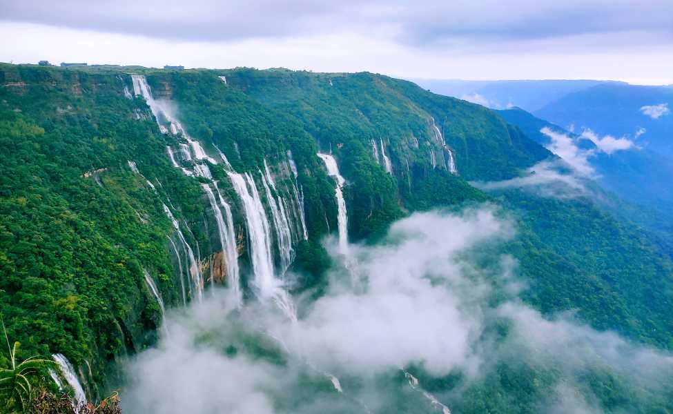 Nature's Splash Meghalaya Tour